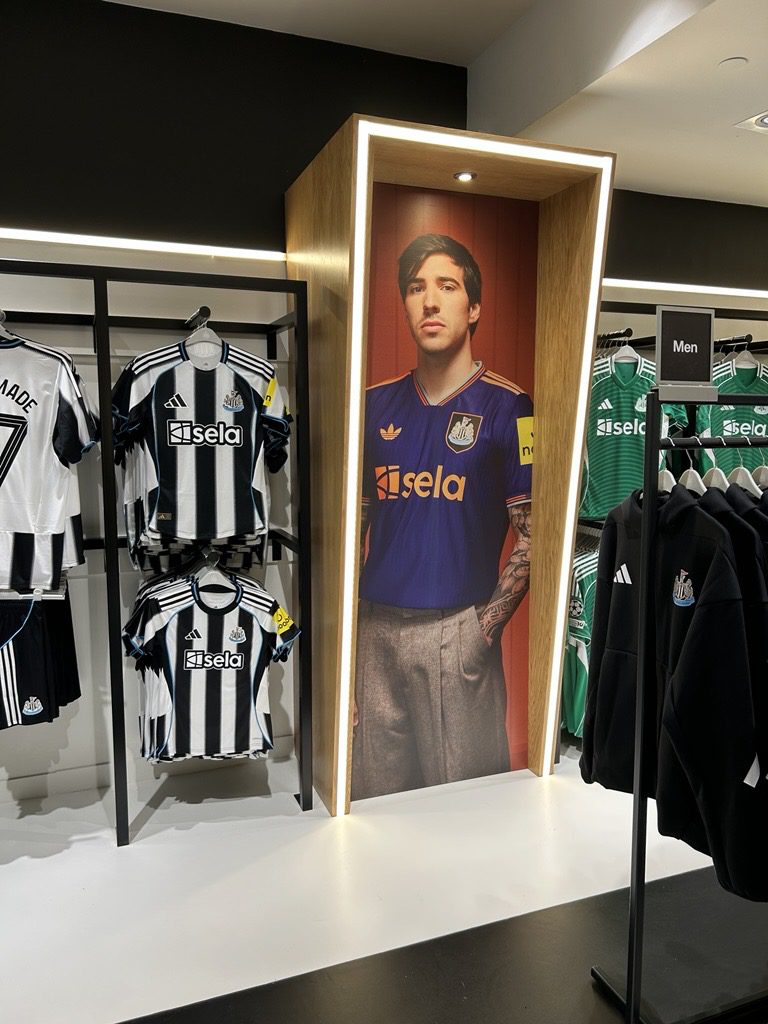How Strategic Placement Improves the Impact of Point of Sale Printing | AlphaGraphics Retail Point of Sale Printing